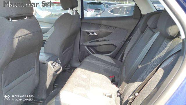 PEUGEOT 3008 3008 AUTOM 1.5 bluehdi Business s TG : GC806FJ