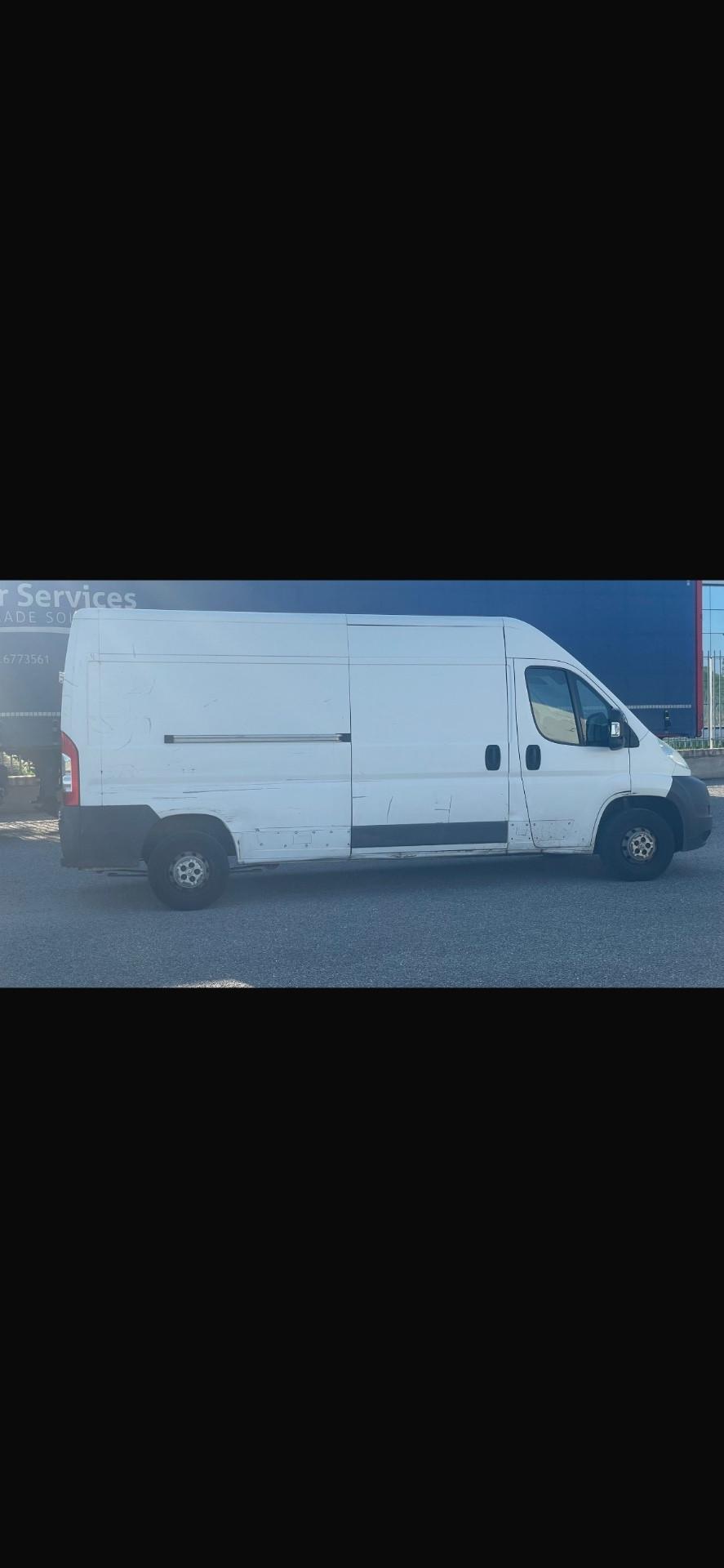 Peugeot Boxer 330 2.2 BlueHDi 120 S&S PC-TN Furgone