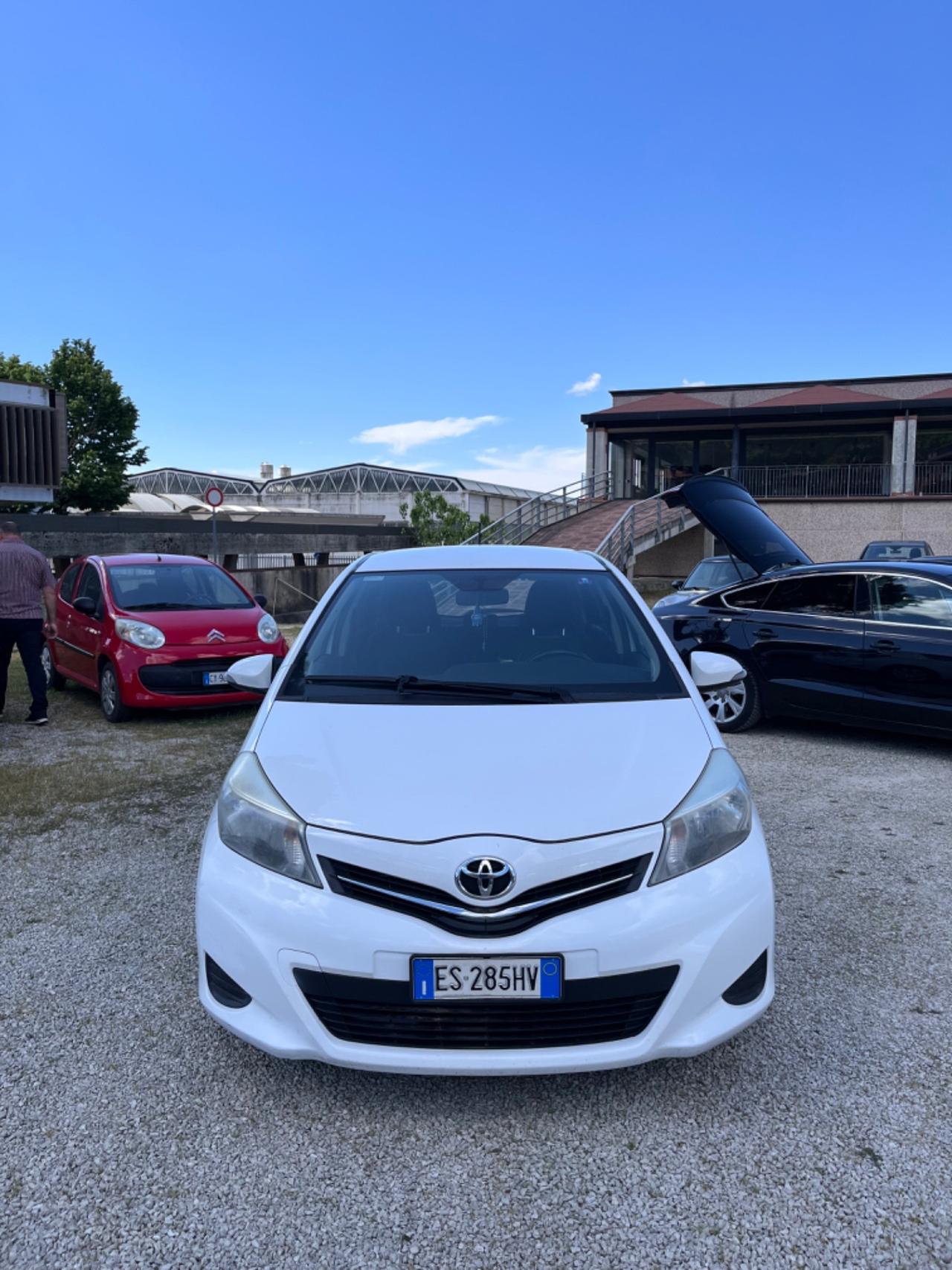 Toyota Yaris 1.4 diesel 2013 NEOPATENTATI
