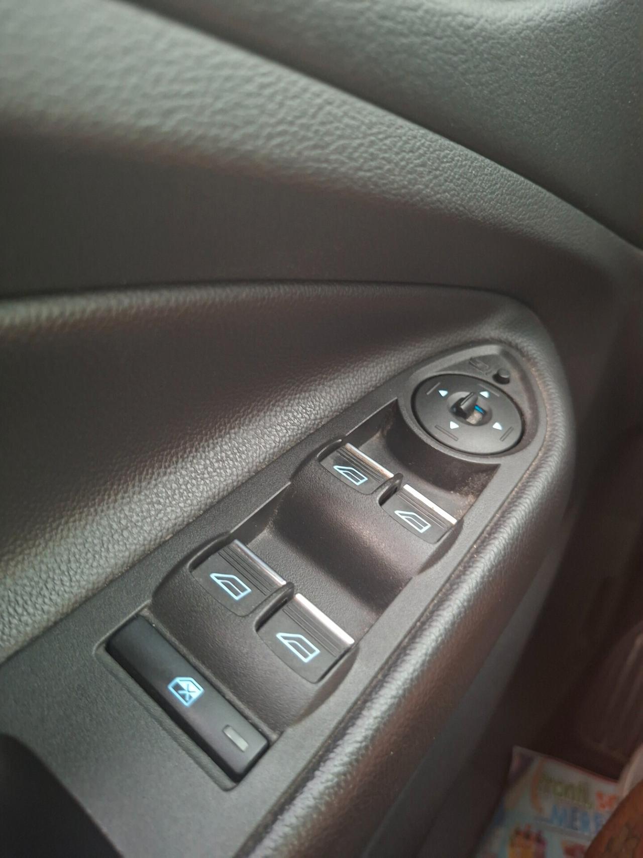 Ford Kuga 2.0 TDCI 120 CV Titanium*NAVI*LED*CRUISE