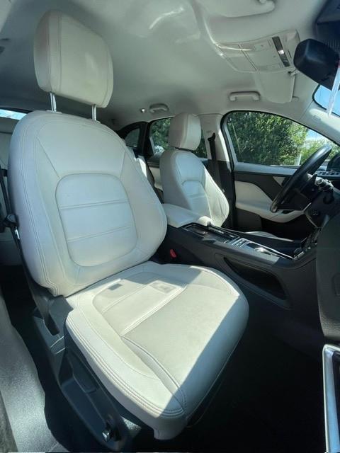 Jaguar F-Pace 3.0 D V6 300 CV AWD aut. R-Sport