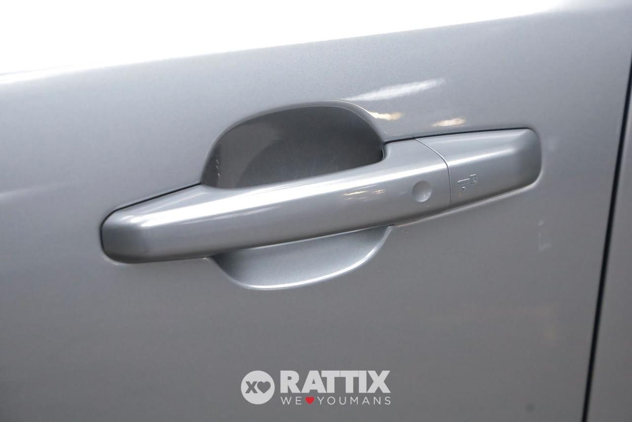 Jaguar F-Pace 2.0d i4 Mhev 204CV R-Dynamic Black AWD Auto + tetto panoramico