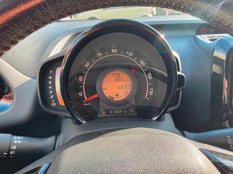 PEUGEOT 108 VTi 72 S&S 5 porte Allure