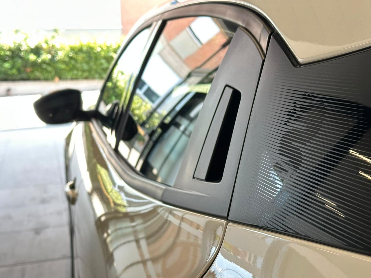 Alfa Romeo Junior 1.2 145 CV Hybrid eDCT6 Ti
