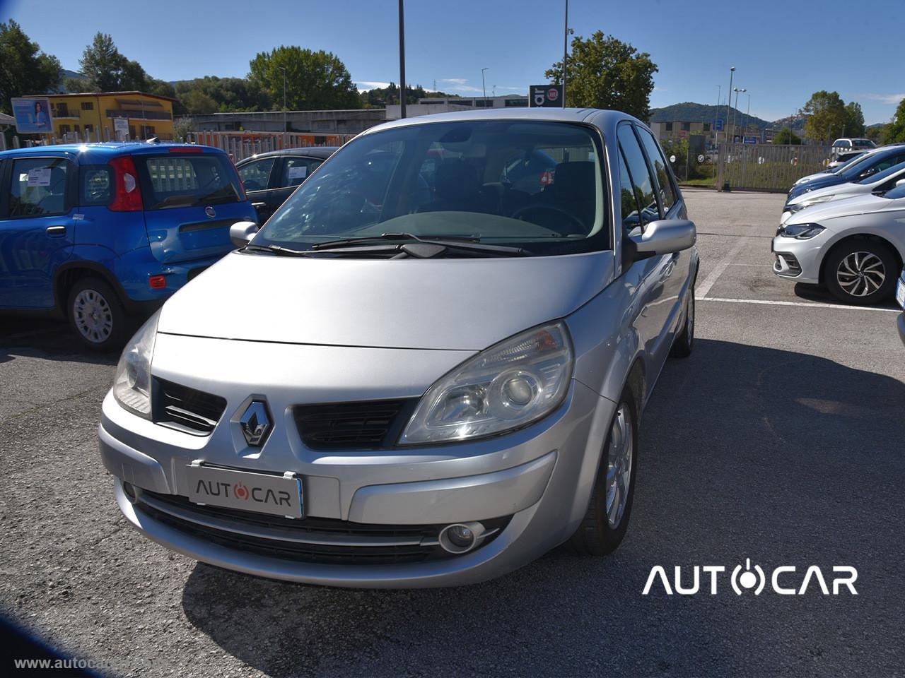 RENAULT Scénic 1.5 dCi 105 CV Dynamique