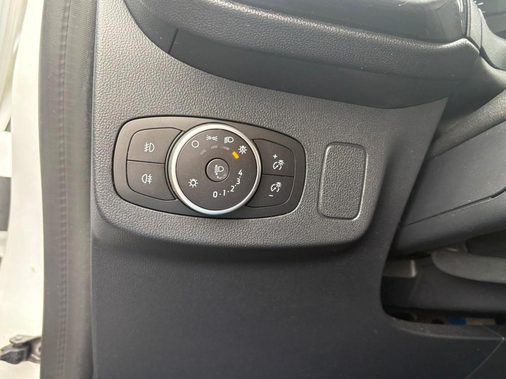 Ford Puma 1.0 IBRIDO/BENZ 125 CV Titanium