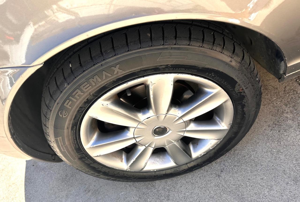 Lancia Ypsilon 1.3 Multijet 70 cavalli Platino NEOPATENTATI
