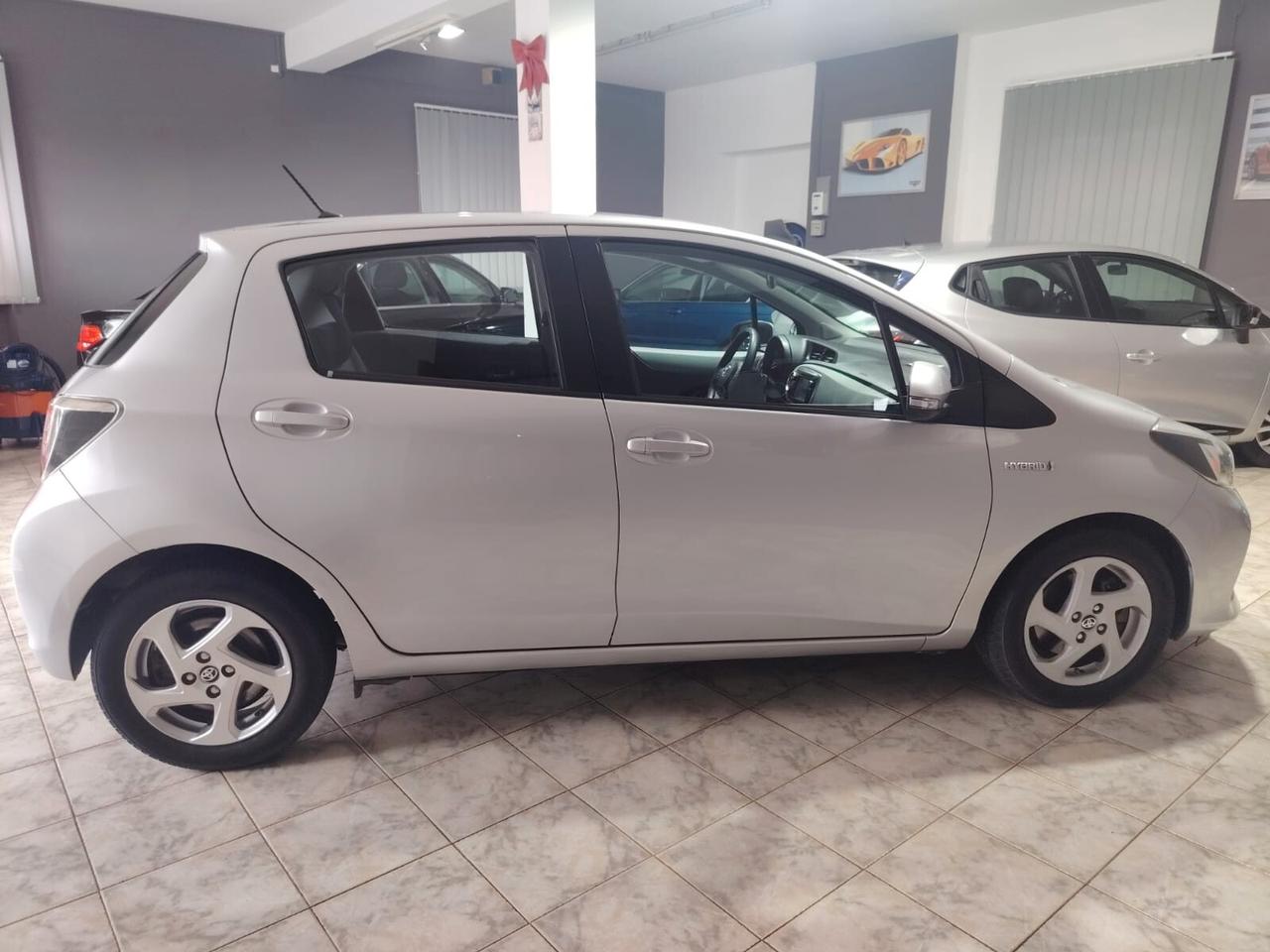 Toyota Yaris Benzina IBRIDA