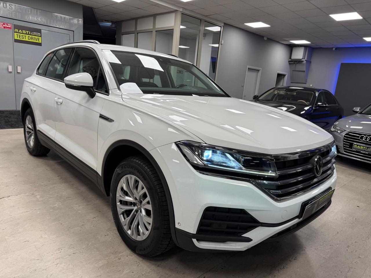 Volkswagen Touareg 3.0 V6 TDI SCR Elegance