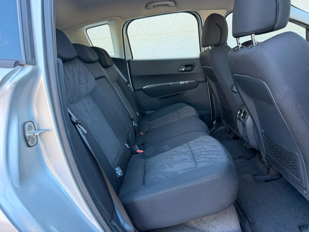 Peugeot 3008 1.6 HDi 112CV Automatico