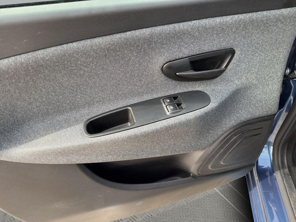 Lancia Ypsilon 5 Porte 1.0 FireFly Hybrid Silver