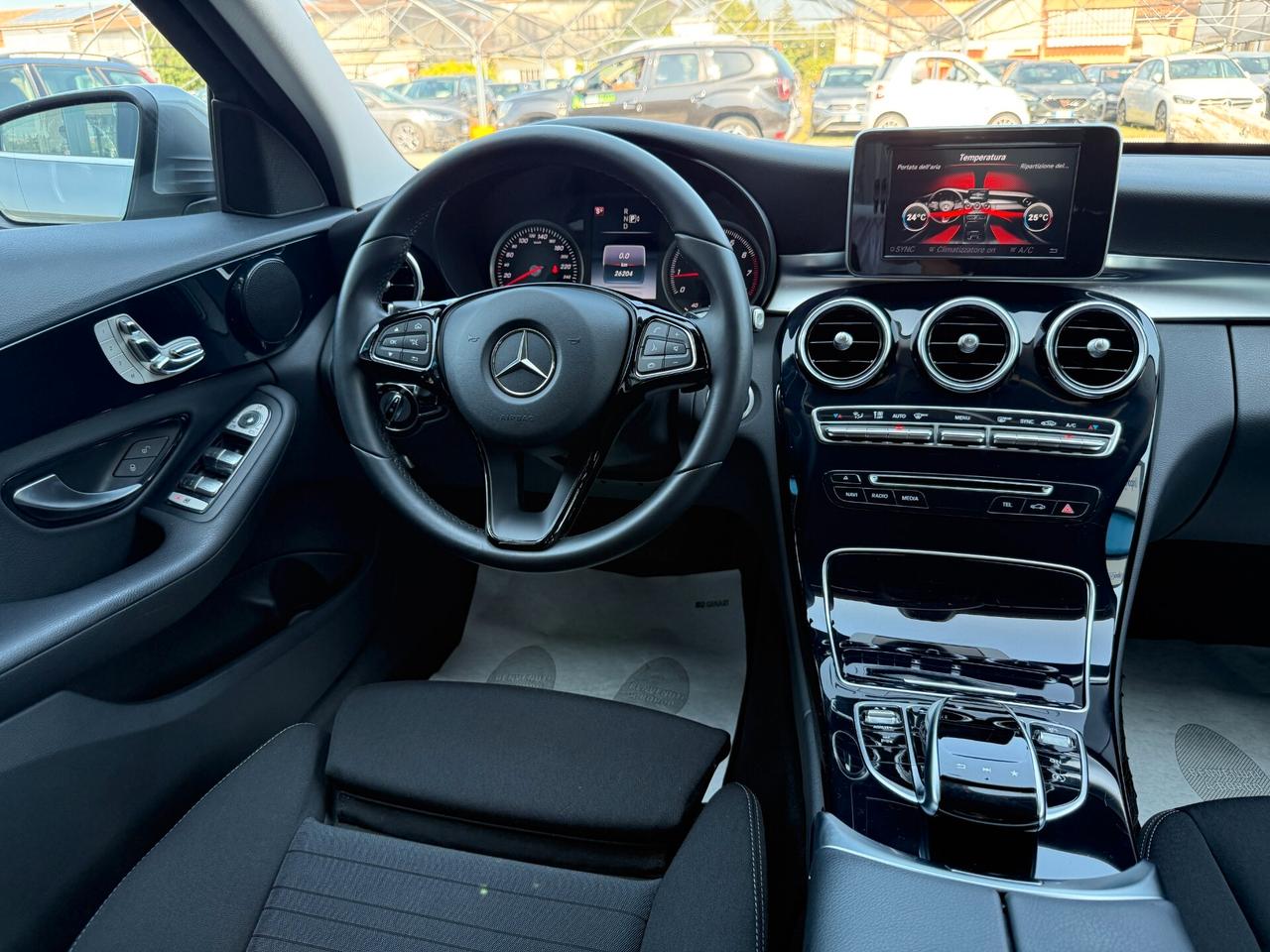 Mercedes-benz C 200 Sport 26000KM!!!