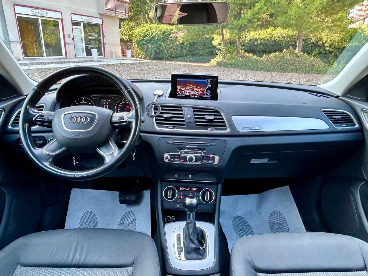 Audi Q3 2.0 TDI Business #11836