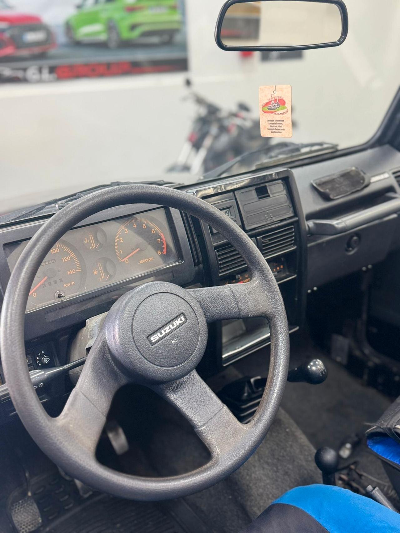 Suzuki SJ Samurai 1.3i cat Cabriolet De Luxe