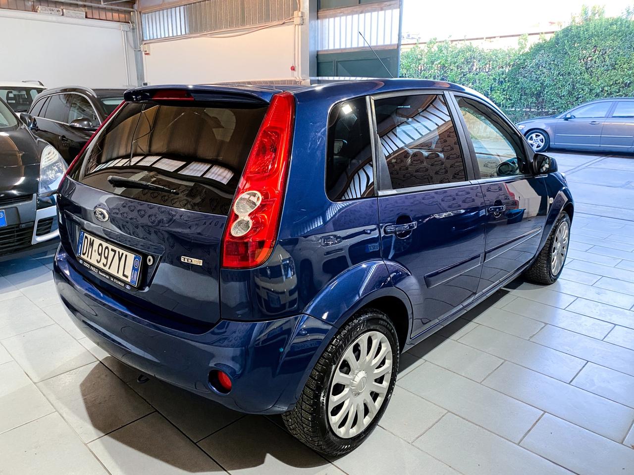 Ford Fiesta 1.4 TDCi 5p. Ghia