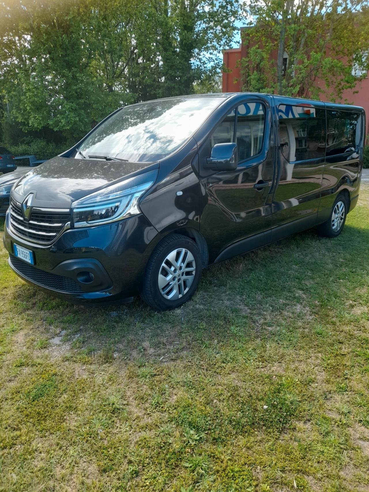 Renault Trafic T27 2.0 dCi 145CV EDC PC-TN Intens Energy
