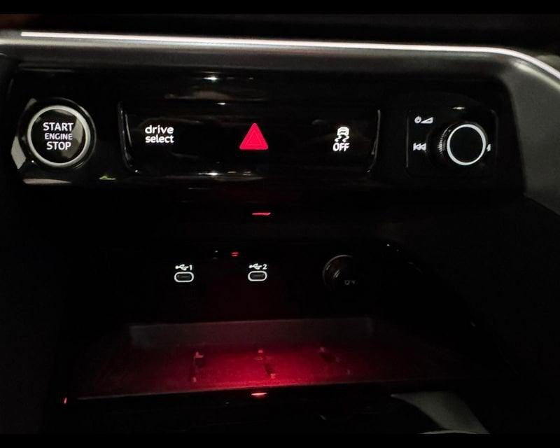 Audi Q5 3ª serie TDI 150 kW mHEV+ S tronic quattro S line edition
