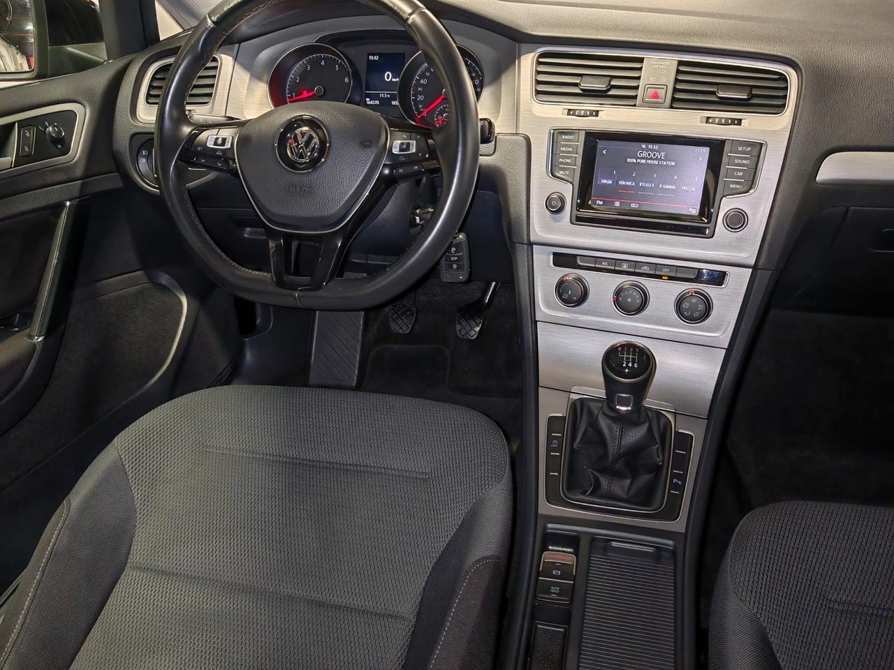 Volkswagen Golf VII---UNICO PROPRIETARIO---PARI AL NUOVO