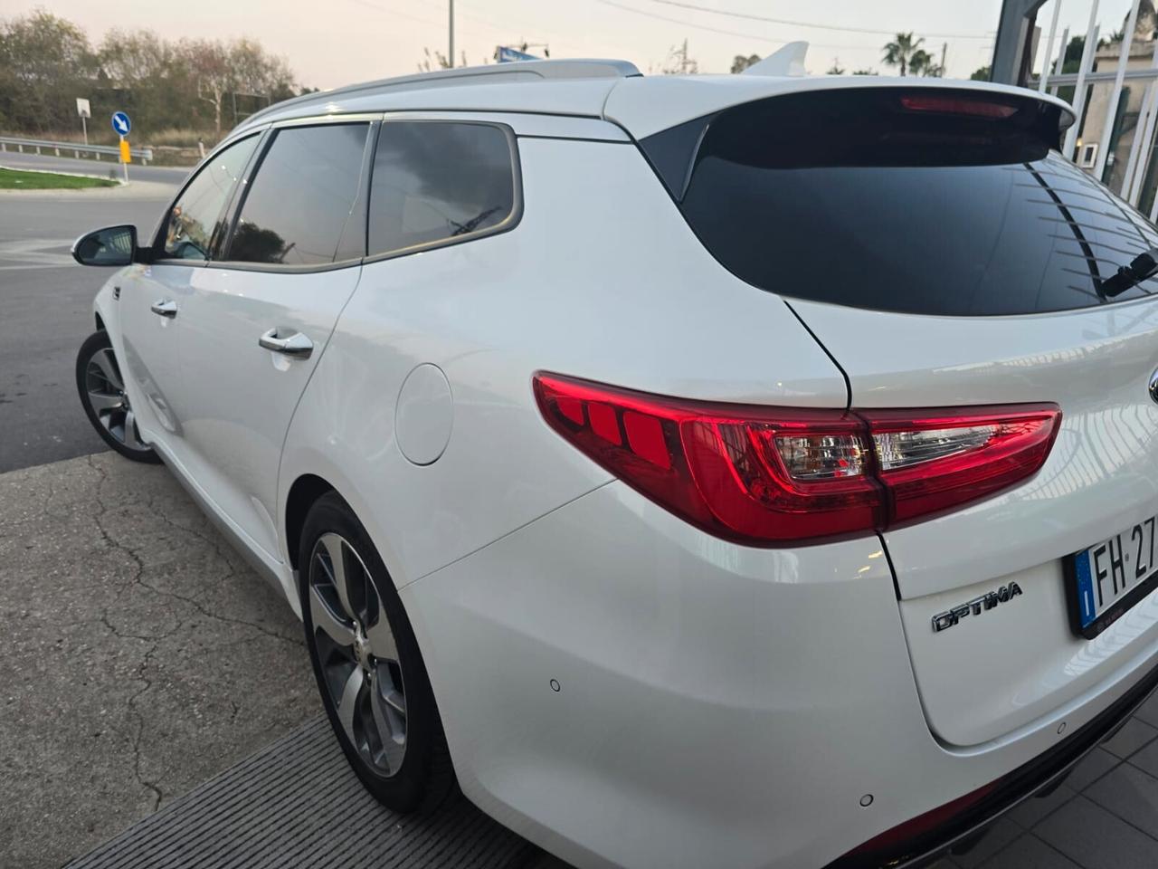 Kia Optima 1.7 CRDi Stop&Go DCT7 Sportswagon GT Line