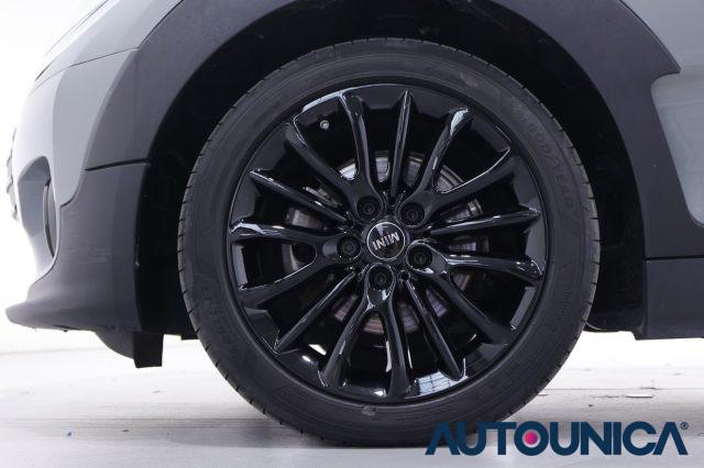 MINI Clubman 1.5 ONE D BUSINESS CLUBMAN AUTOMATICA FARI LED