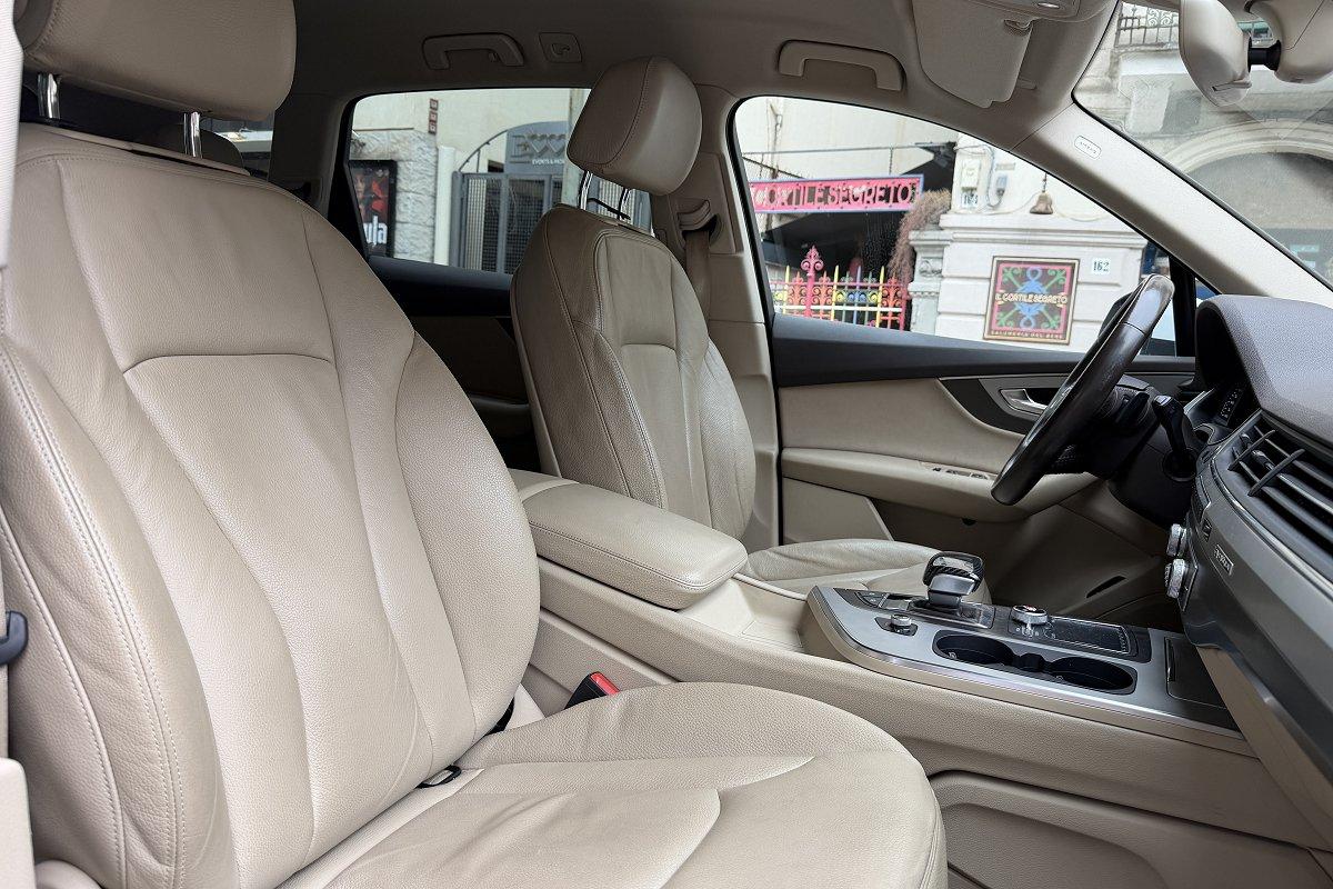 AUDI Q7 3.0 TDI 272 CV quattro tiptronic