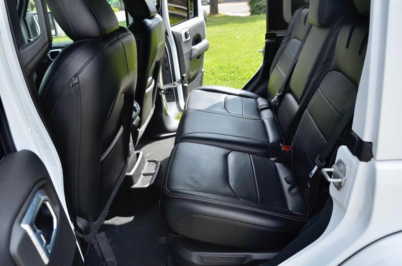 JEEP WRANGLER UNLIMITED 2.0 PHEV SAHARA 4xe 380cv AUTO, IVA COMPRESA, UFF ITALIANA, HI-FI ALPINE, FARI LED, PERMUTE