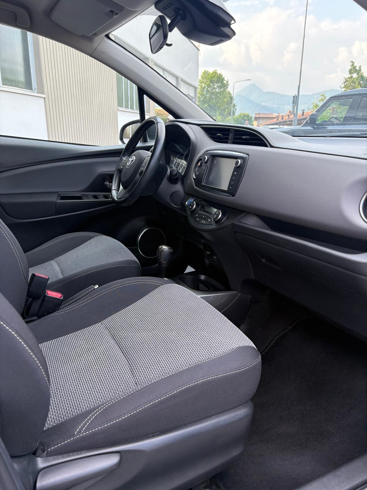 Toyota Yaris 1.5 Hybrid 5 porte Active