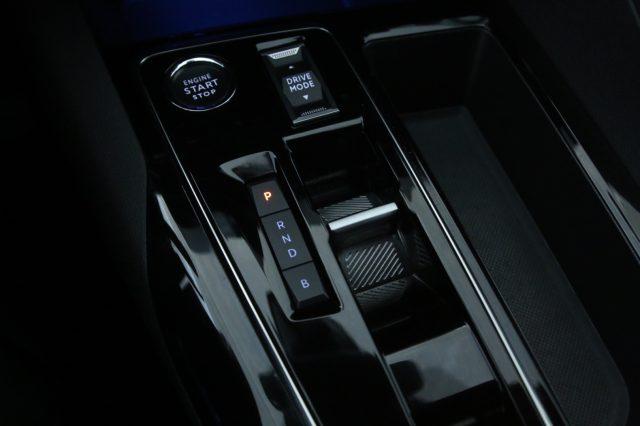PEUGEOT 3008 Hybrid 225 e-EAT8 Allure Pack