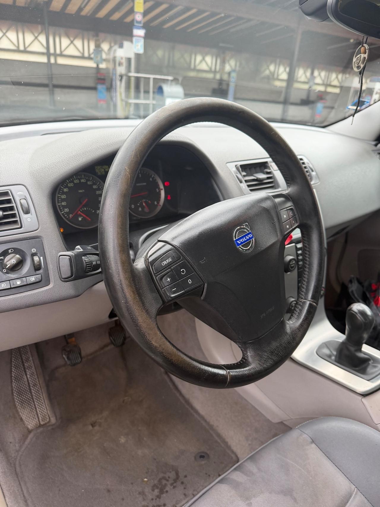 Volvo S40 2.0 D cat Momentum