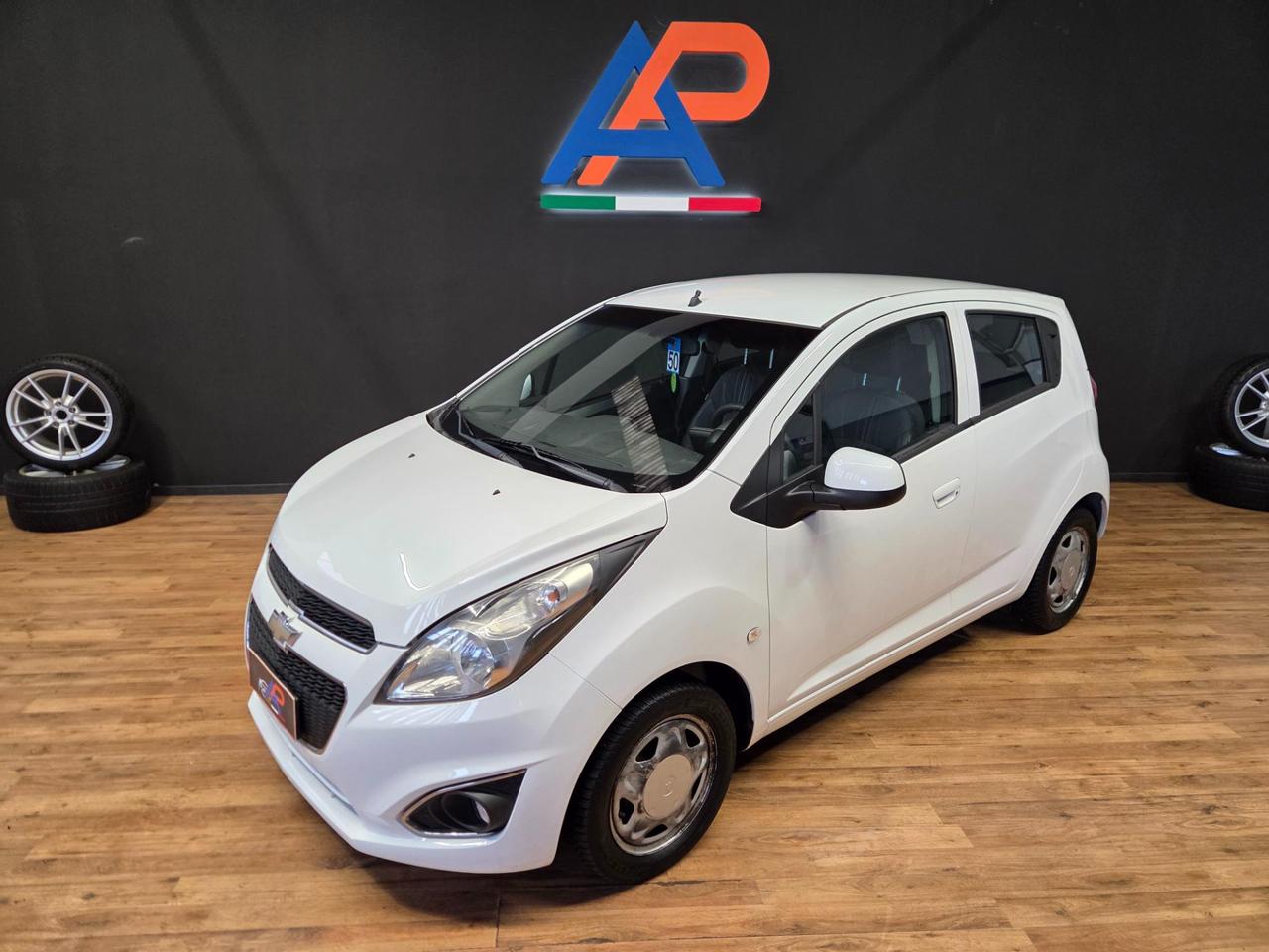 Chevrolet Spark 1.0 LT