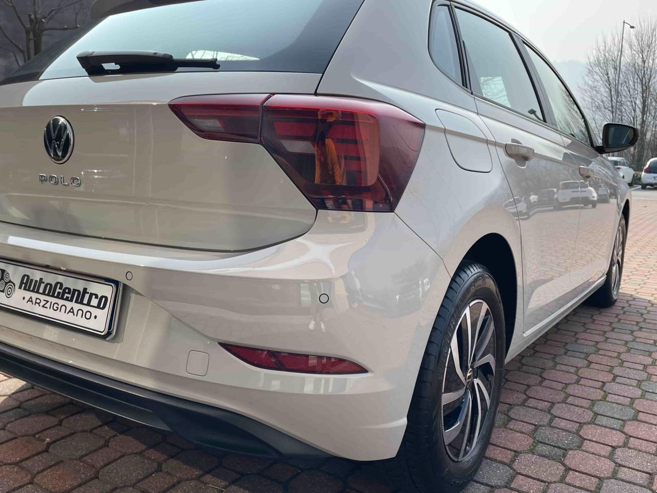 Volkswagen Polo 1.0 LIFE 80cv NEOPATENTATI