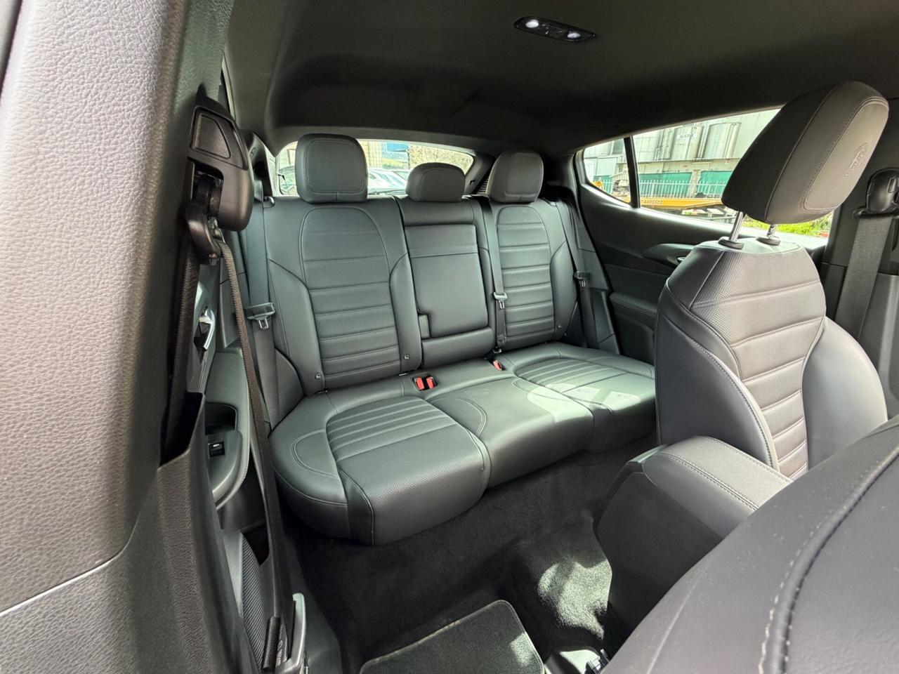 Alfa Romeo Tonale 1.3 280 CV PHEV AT6 Q4 Veloce