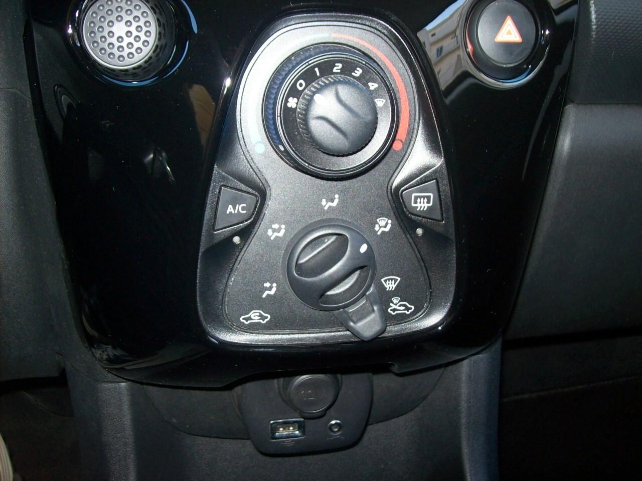 Citroen C1 VTi 72 S&S 5 porte Feel