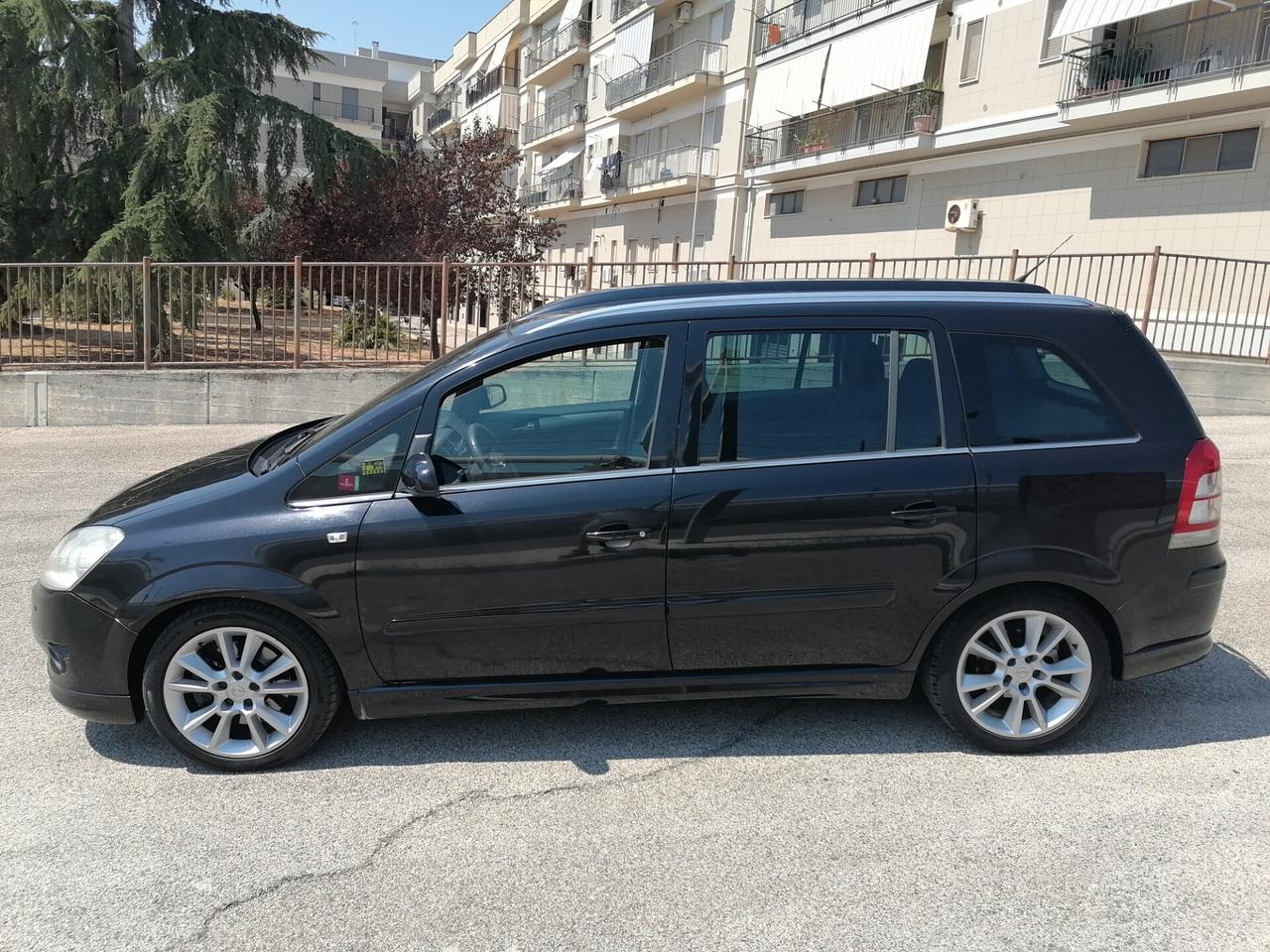 Opel Zafira 1.9 CDTI 150CV 7 posti COSMO 2008