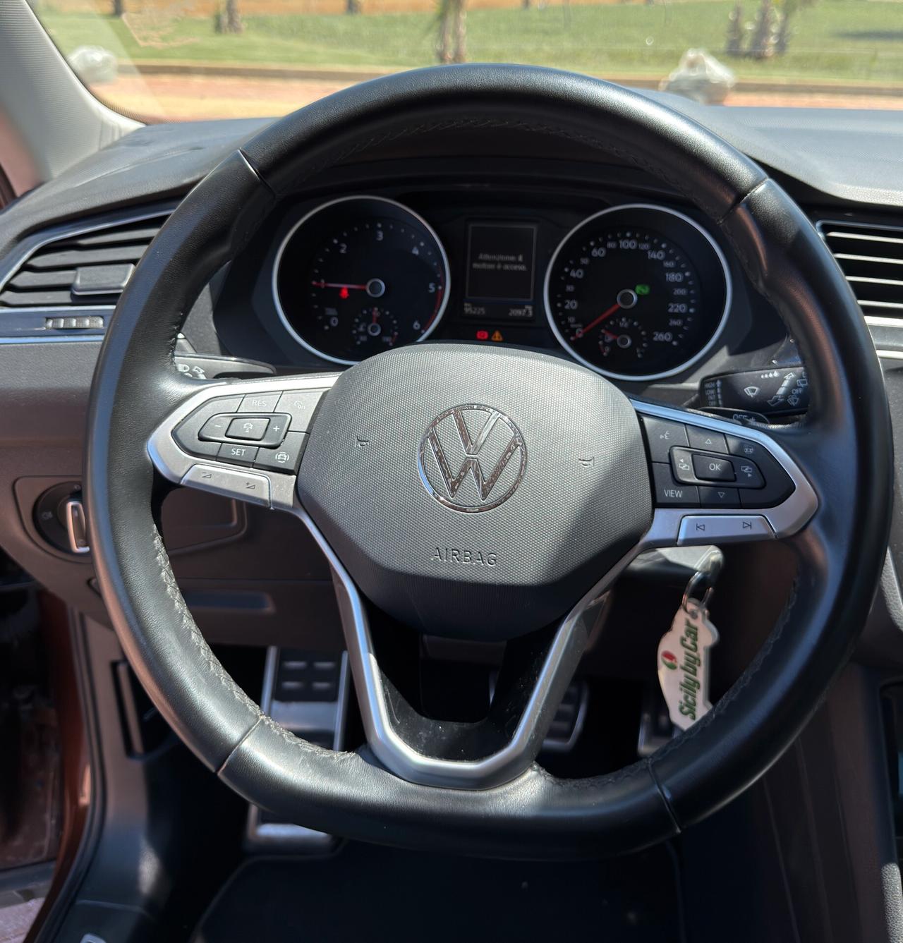 Volkswagen Tiguan 2.0 TDI 150 CV Life – Comfort, Spazio e Prestazioni