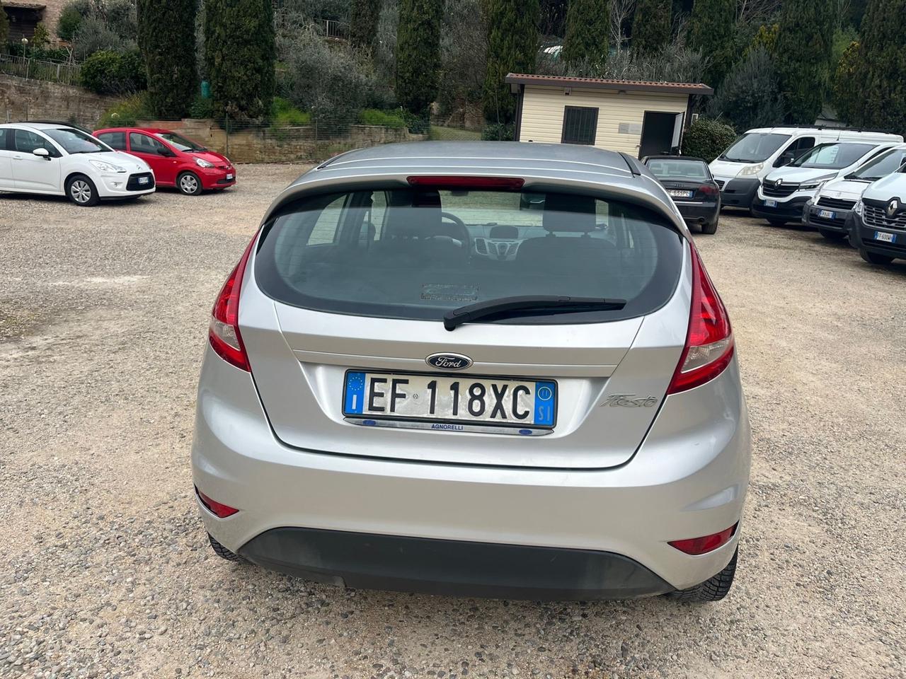 Ford Fiesta 1.2 Benzina - Neopatentati