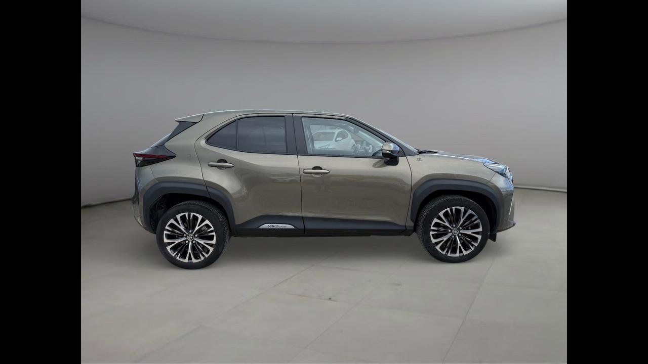 TOYOTA Yaris Cross - Yaris Cross 1.5h Lounge fwd 116cv e-cvt