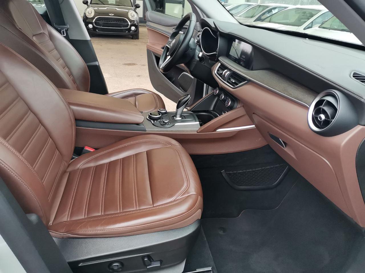 Alfa Romeo Stelvio 2.2 Turbodiesel 210 CV AT8 Q4 Executive