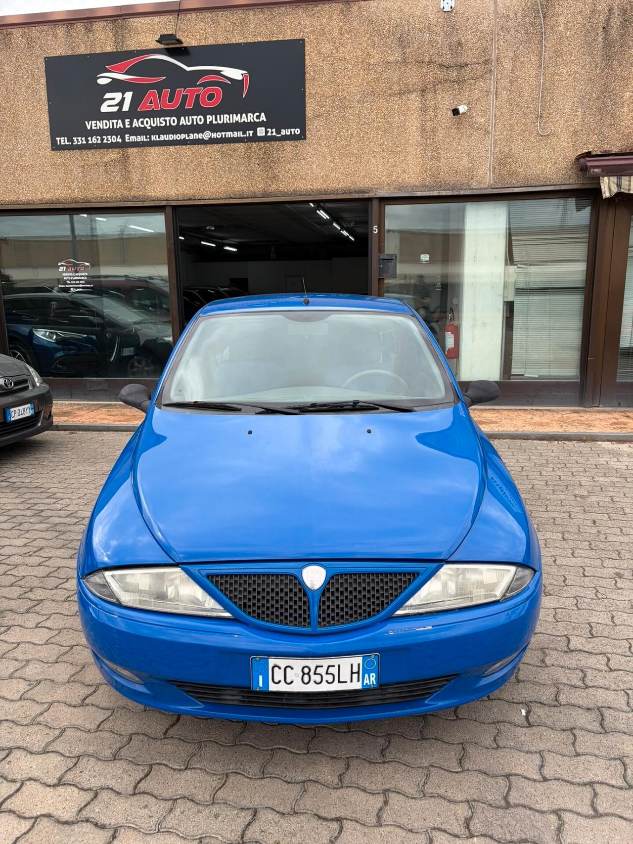 Lancia Y 1.2i cat Elefantino Blu