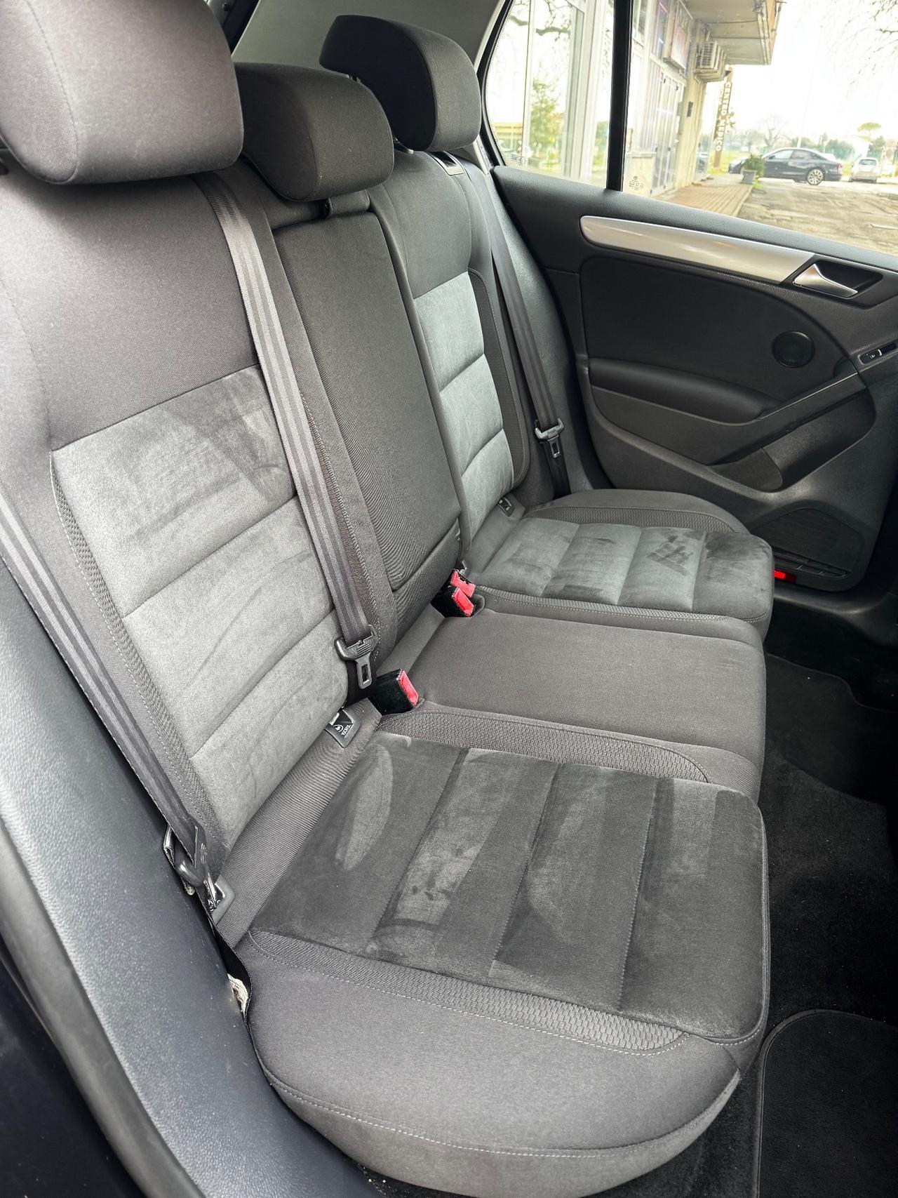 Volkswagen Golf 1.6 TDI 5p.