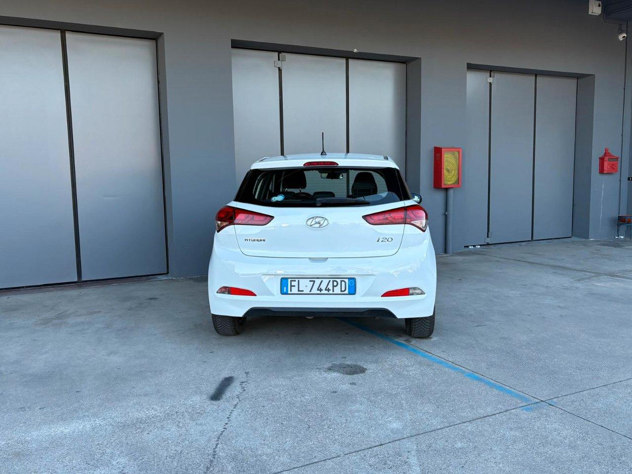 Hyundai i20 5 Porte i20 5p 1.2 Classic econext 75cv