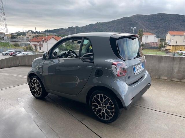 Smart ForTwo EQ Racingrey (4,6kW)