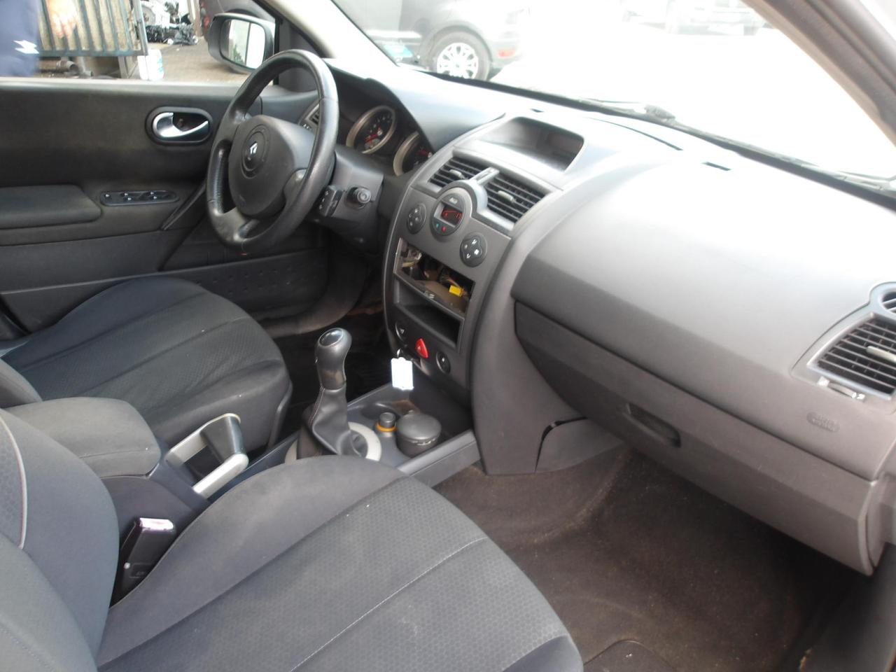 Renault Megane Grandtour 1.5 dci Confort Dynamique 100cv