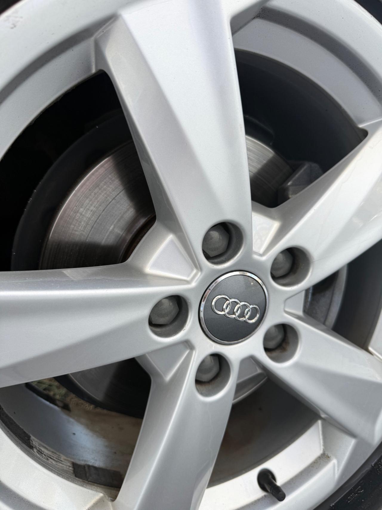 Audi Q2 1.6 tdi Admired s-tronic NAVIGATORE,FULL LED,AUDI CONNECT,KM CERTIFICATI AUDI,UNI PROPRIETARIO