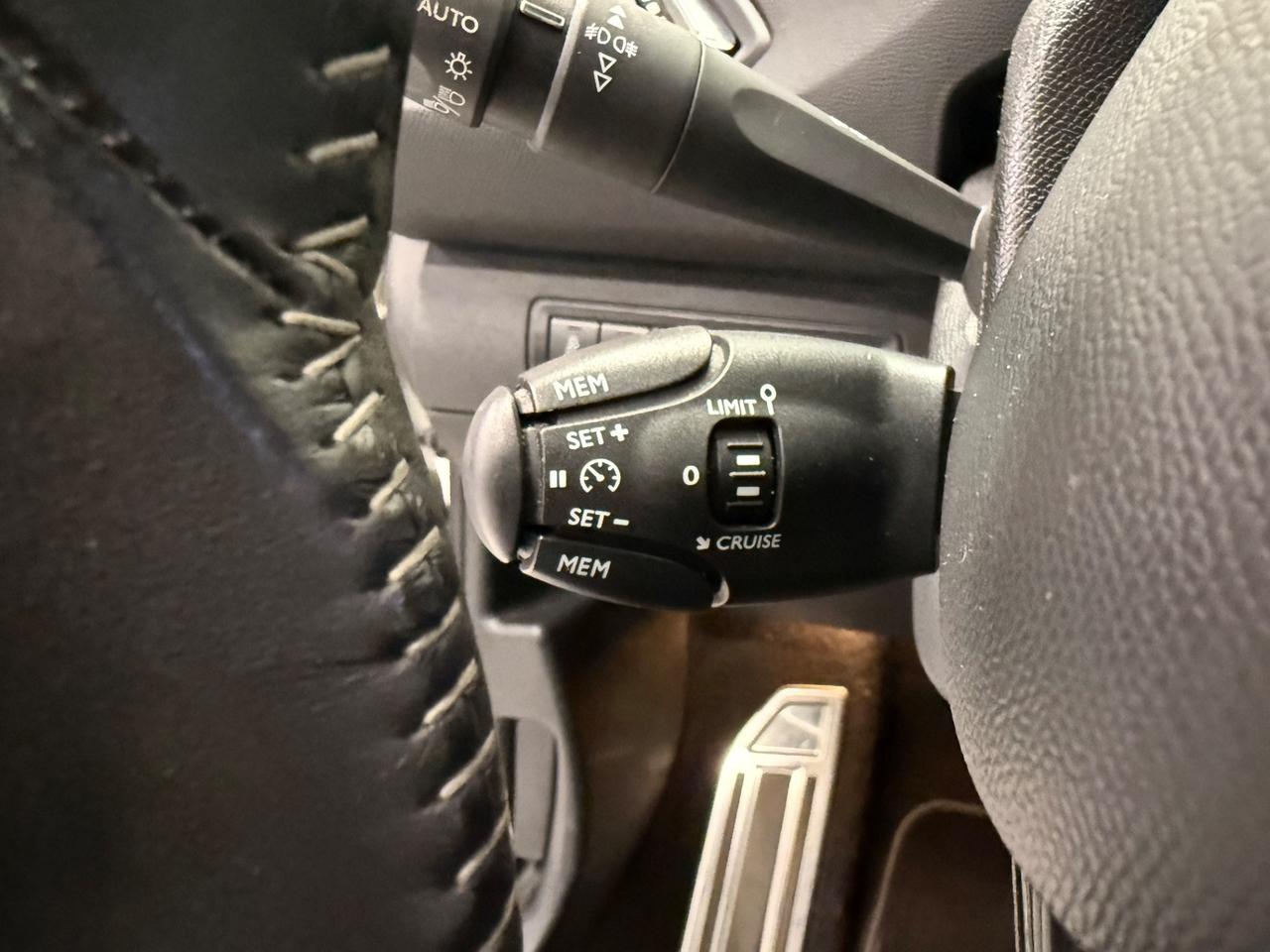 Peugeot 308 BlueHDi 120 S&S EAT6 Allure