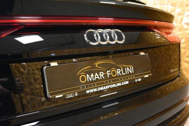 AUDI Q8 55 TFSI Q.TIP.SPORT ATT.2XS-LINE BLACKLINE 22"FULL