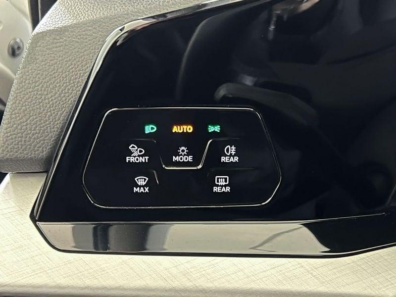 Volkswagen Golf Golf 1.0 etsi evo Life 110cv dsg