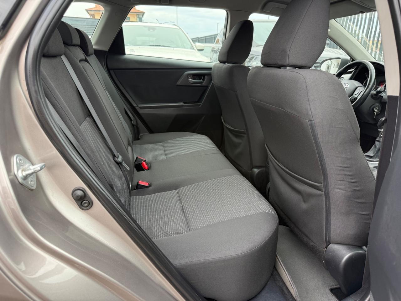 Toyota Auris Touring Sports 1.4 D-4D Lounge
