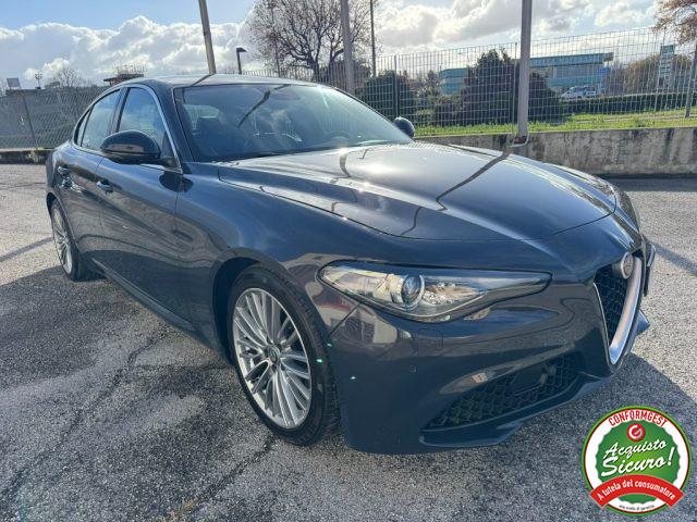 ALFA ROMEO Giulia 2.2 150cv AT8 Super R.Lega 18" Doppio scarico