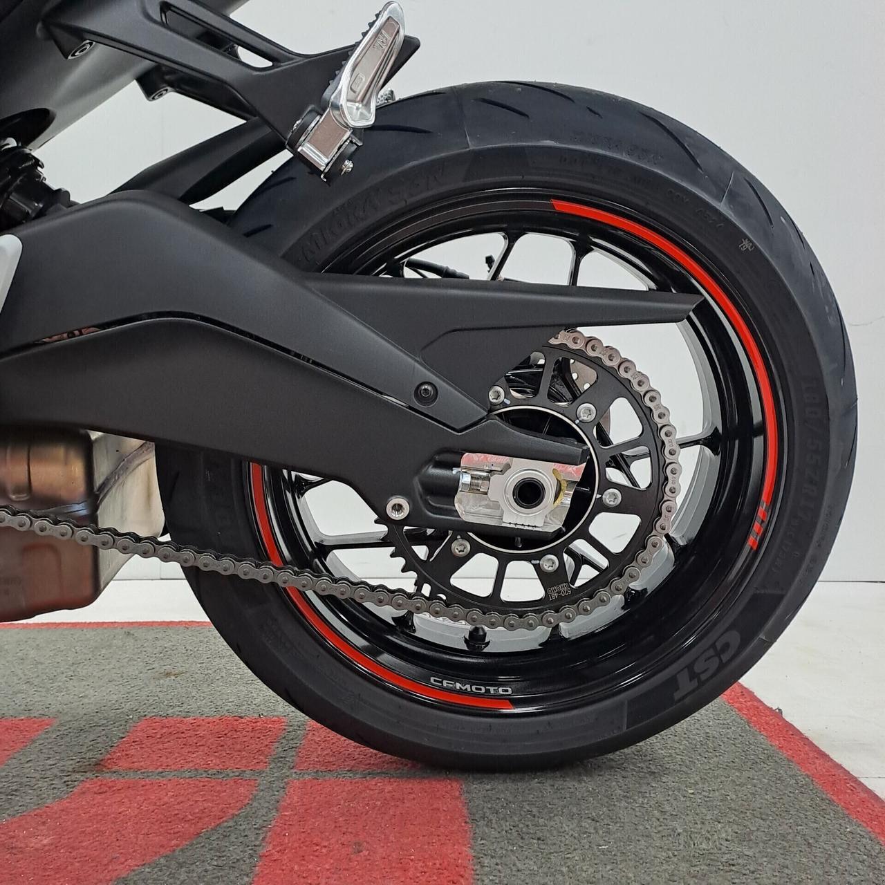 CFMOTO 675 SR-R PATENTE A2